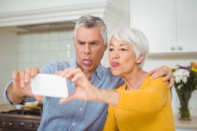 Czy emeryt rozlicza PIT po zakończeniu pracy zawodowej?