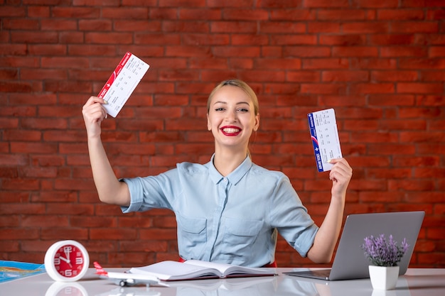 Jak rozliczyć dochody zagraniczne w polskim urzędzie skarbowym?