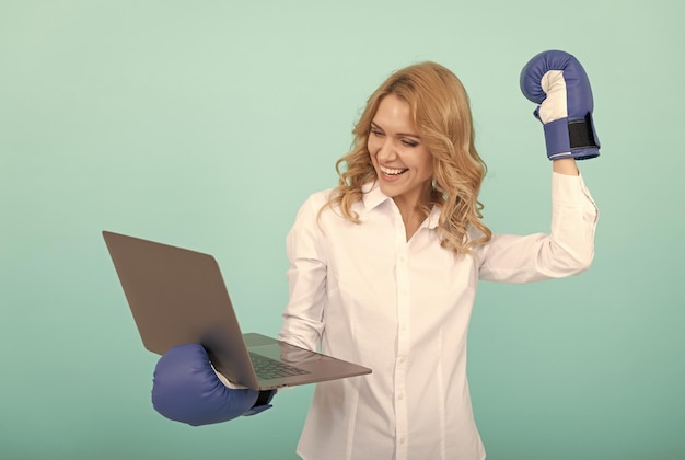 Kto może rozliczyć ulgę na internet i jakie warunki trzeba spełnić?