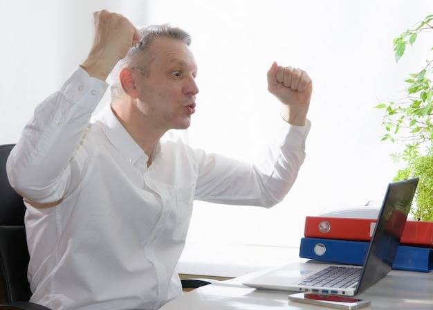 Działalność do kiedy PIT trzeba rozliczyć?